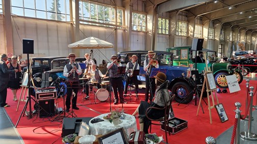 retro motor show
