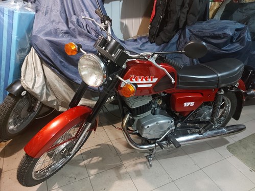 Klasyczny motocykl na Retro Motor Show