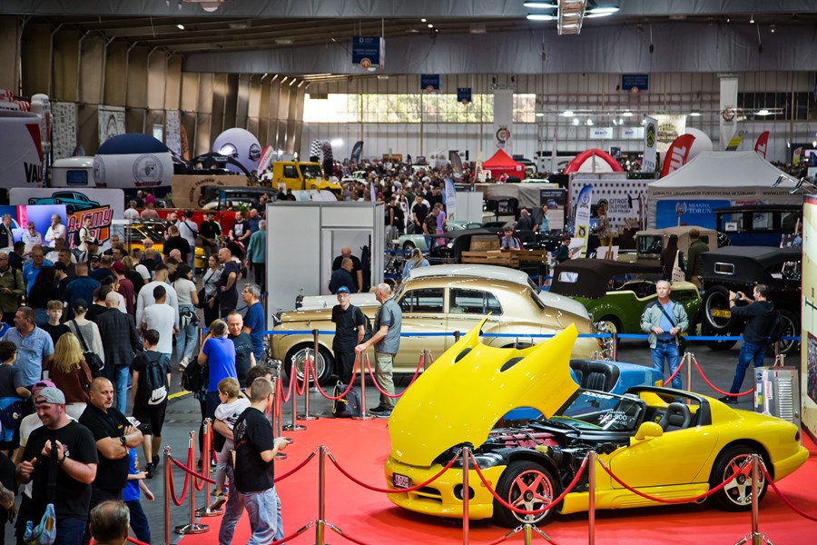 Dodge Viper na Retro Motor Show